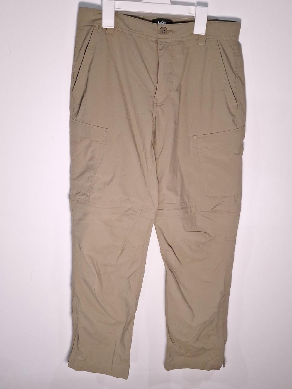 REI Sz 32/32 Men's Cargo Pants in Khaki